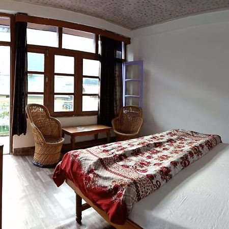 Maha Mountain Home And Cafe Manāli Buitenkant foto